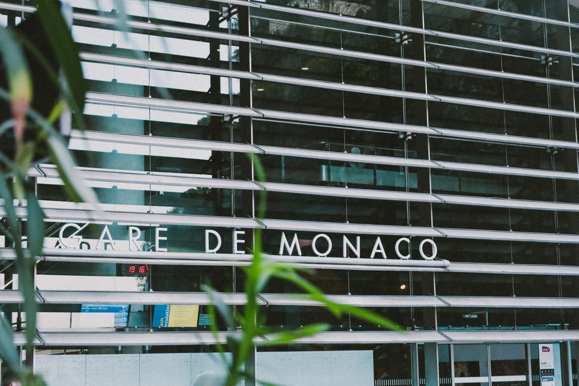 Alfred Hotels Monaco - Ex Forum - Hotel Renove بوزولي المظهر الخارجي الصورة