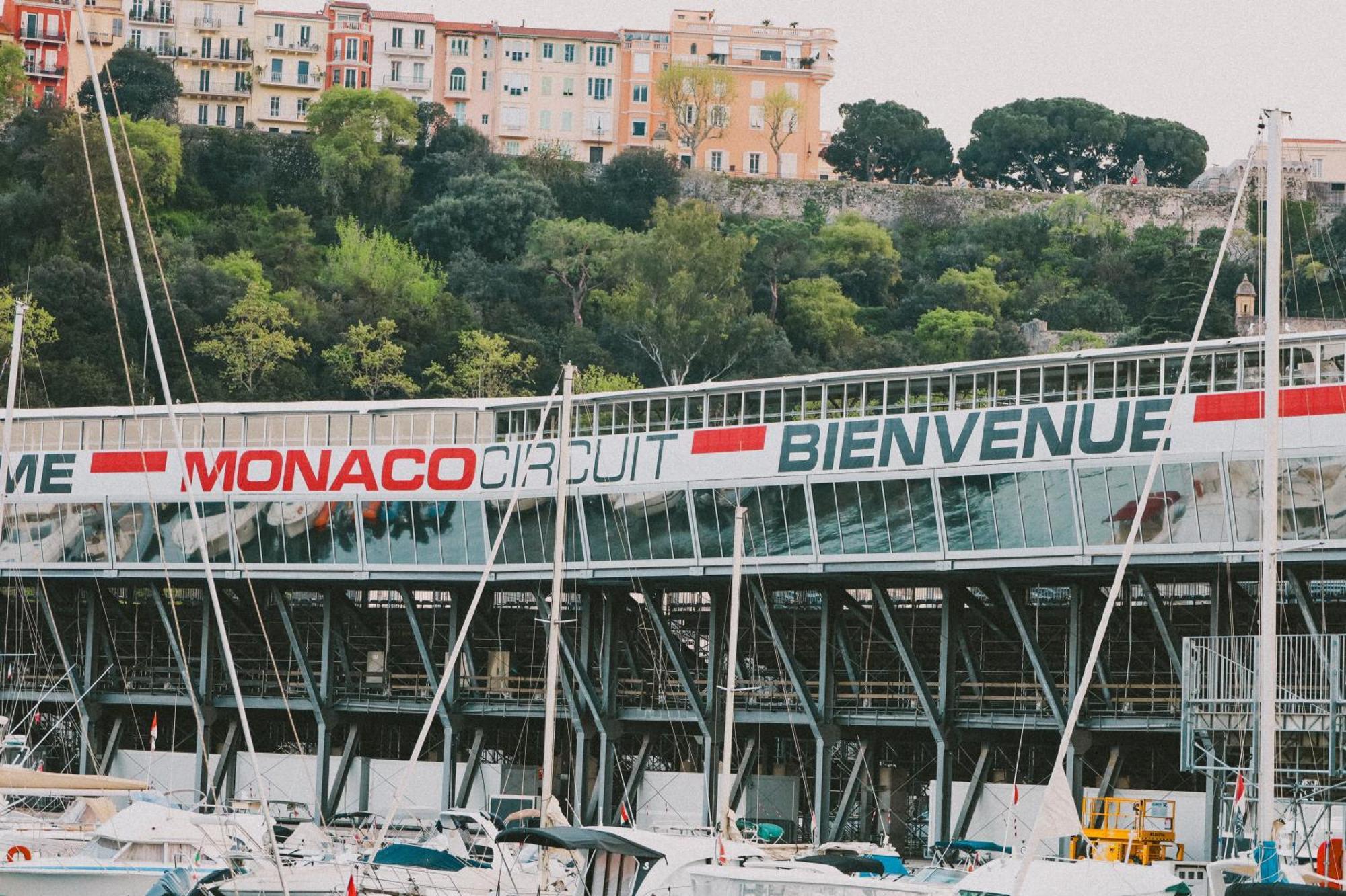 Alfred Hotels Monaco - Ex Forum - Hotel Renove بوزولي المظهر الخارجي الصورة